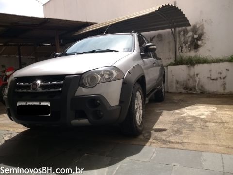 Fiat Strada Cab. Est. Fiat Strada Cab. Est.