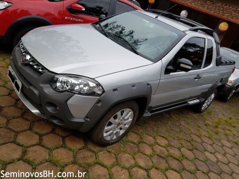 Fiat Strada Cab. Est. Fiat Strada Cab. Est.