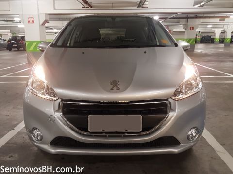Peugeot 208 Peugeot 208