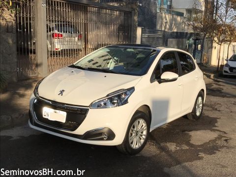 Peugeot 208 Peugeot 208