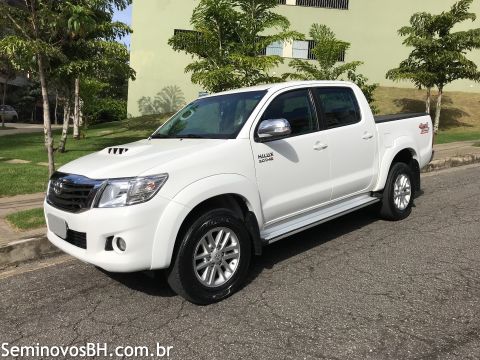 Toyota Hilux CD Toyota Hilux CD