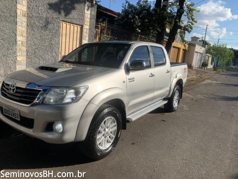 Toyota Hilux CD Toyota Hilux CD