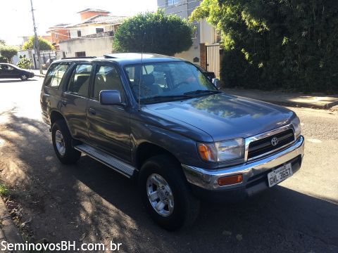 Toyota Hilux SW4 Toyota Hilux SW4