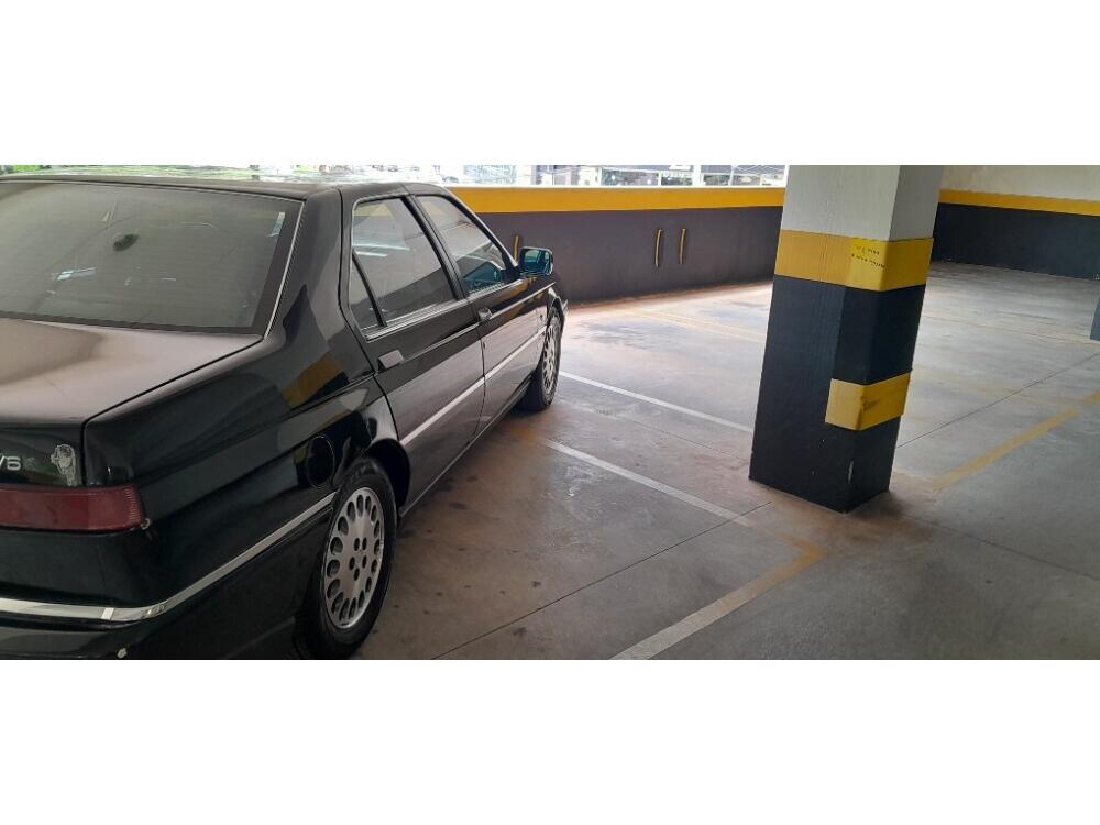Alfa Romeo 164