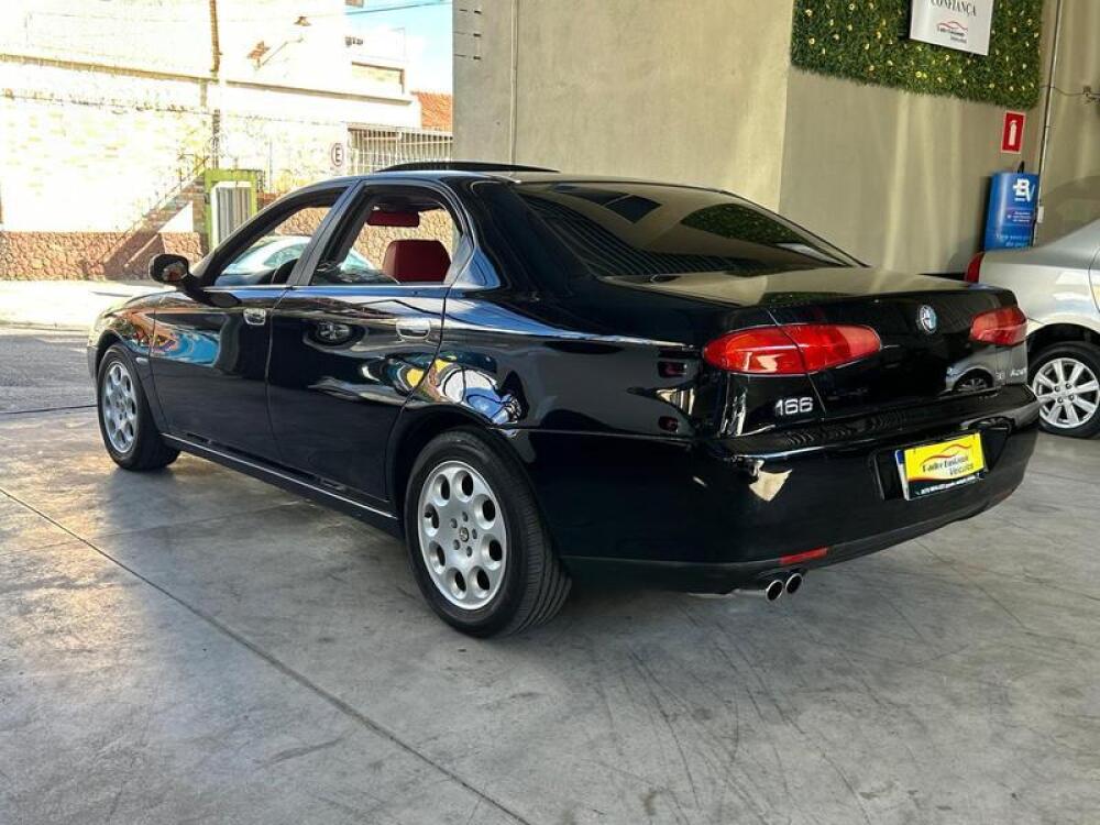 Alfa Romeo 166