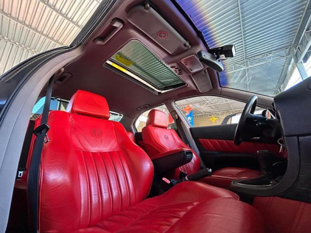 Alfa Romeo 166