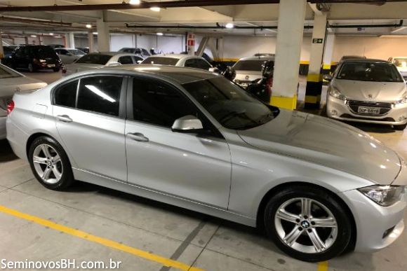 BMW 320i BMW 320i