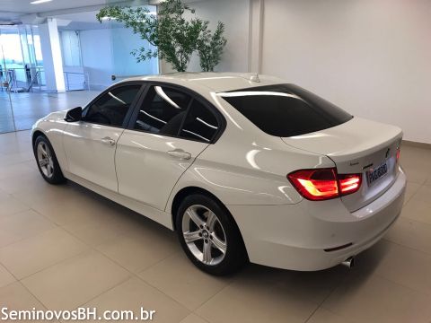 BMW 320i BMW 320i