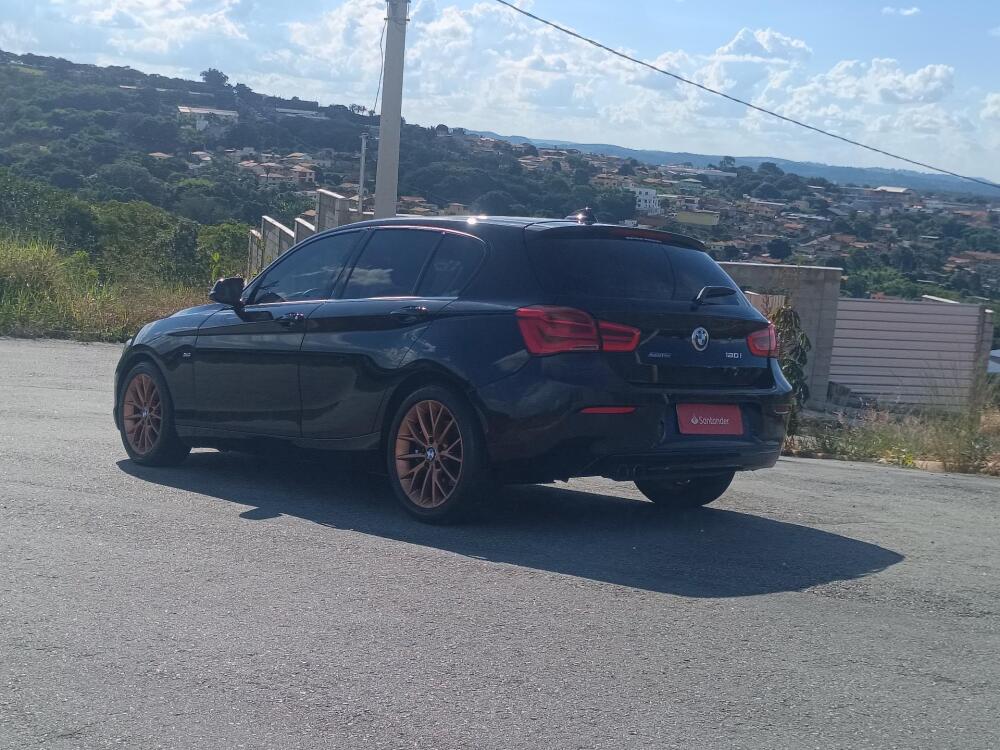 BMW 120i