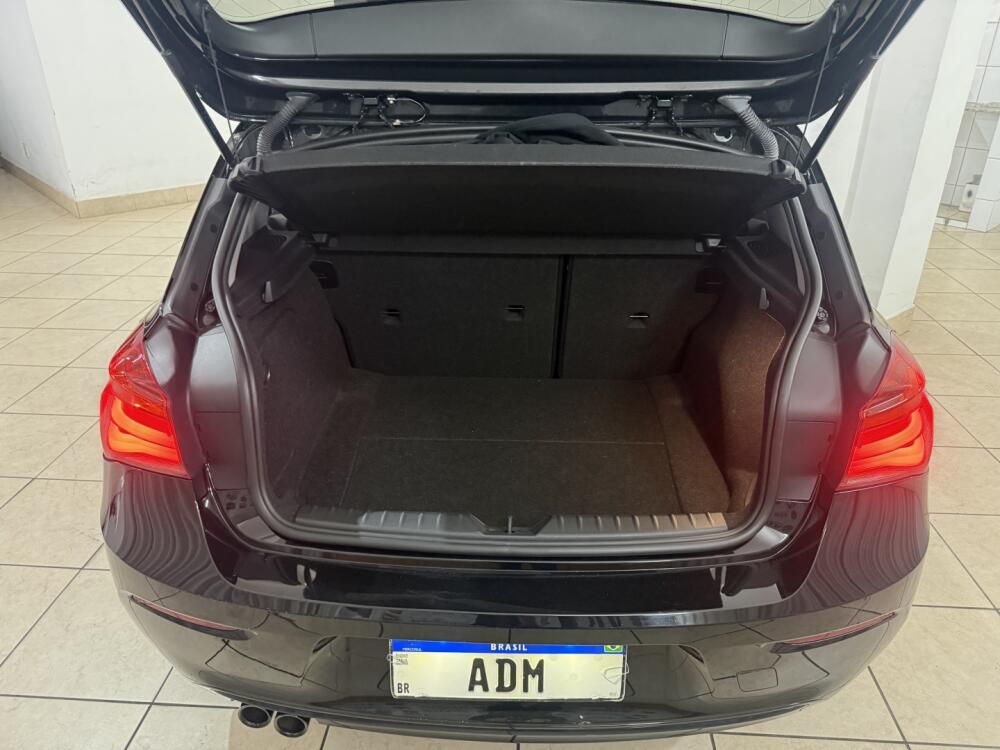 BMW 120i