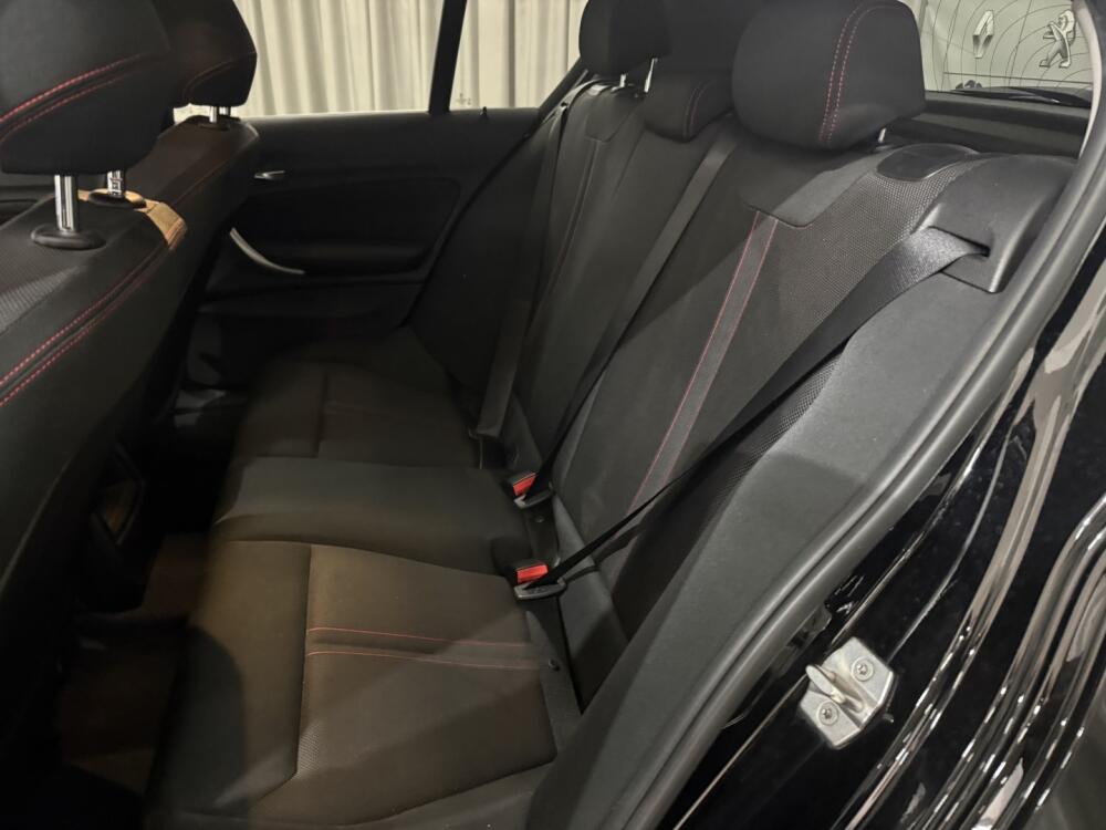 BMW 120i
