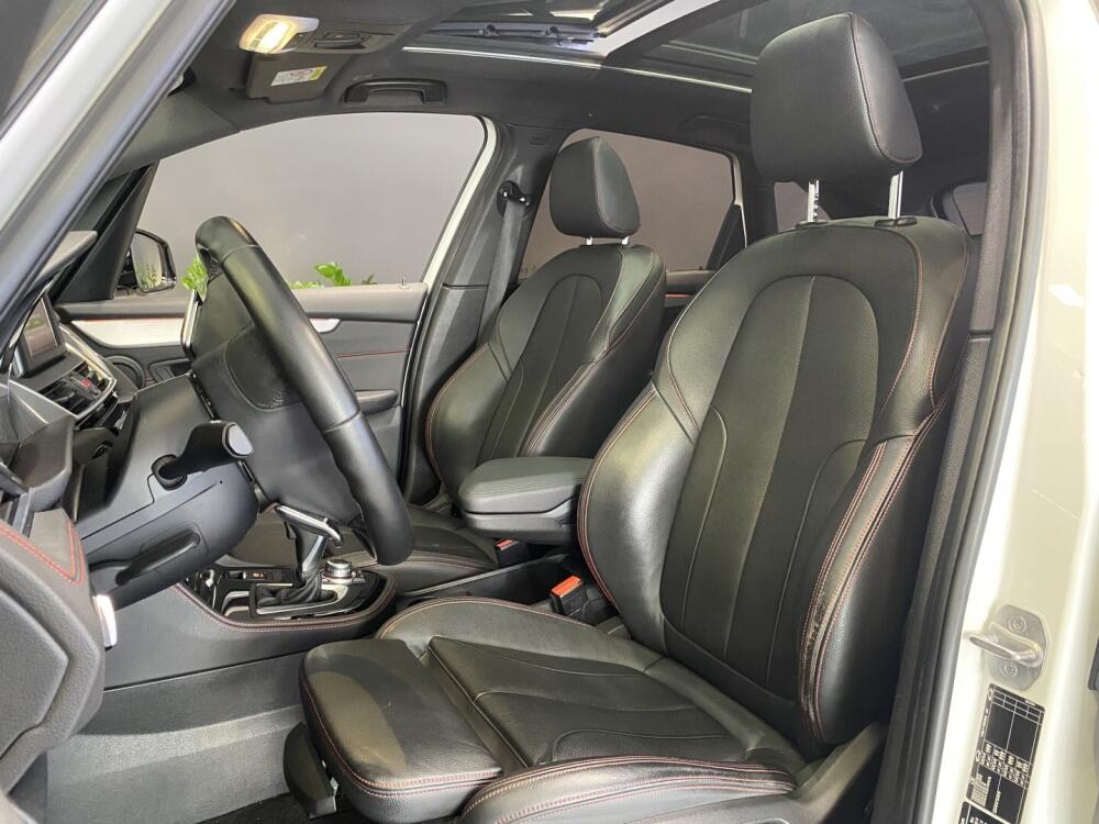 BMW 225i