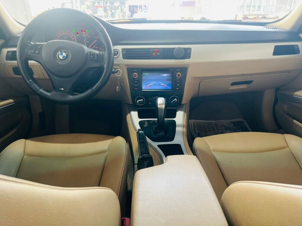 BMW 318i