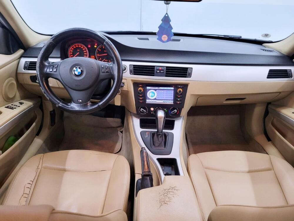 BMW 318i