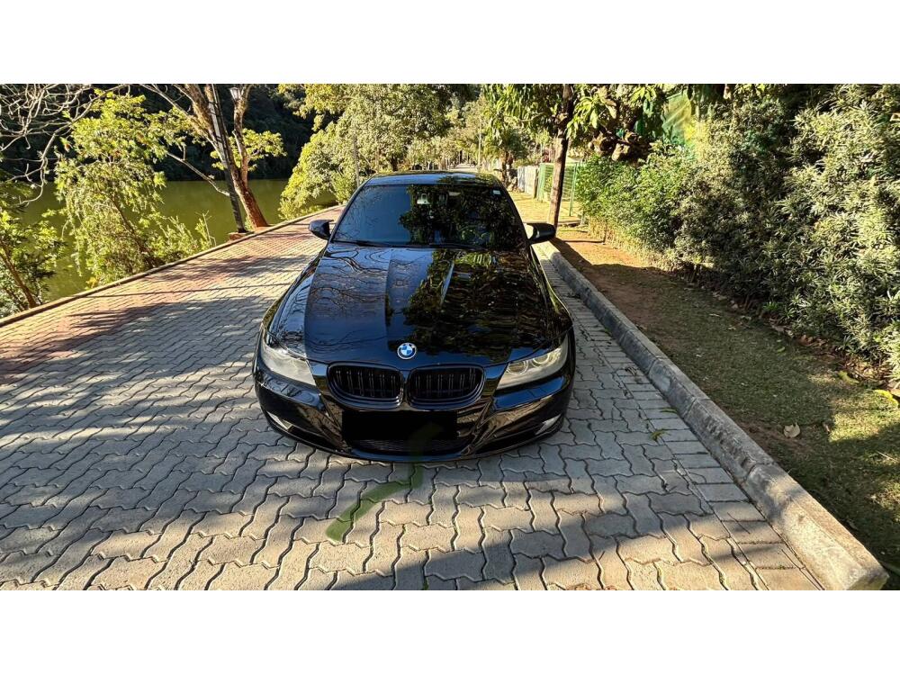 BMW 320i