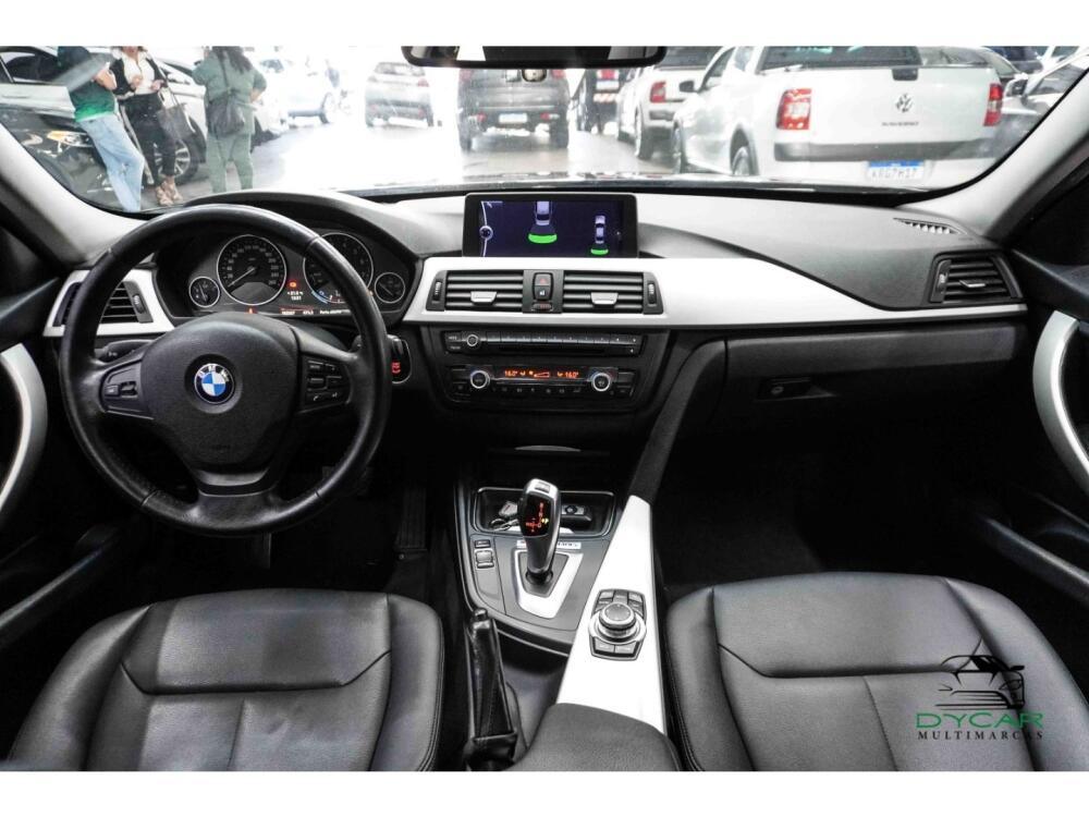BMW 320i