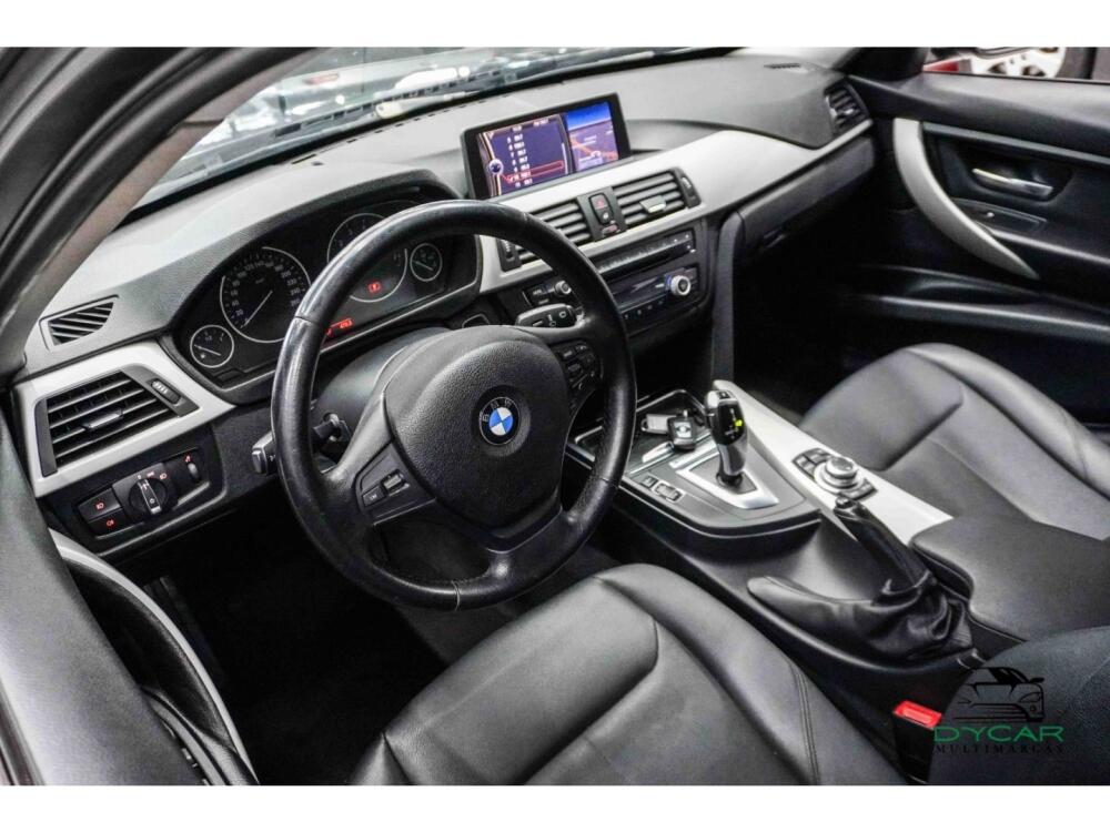 BMW 320i