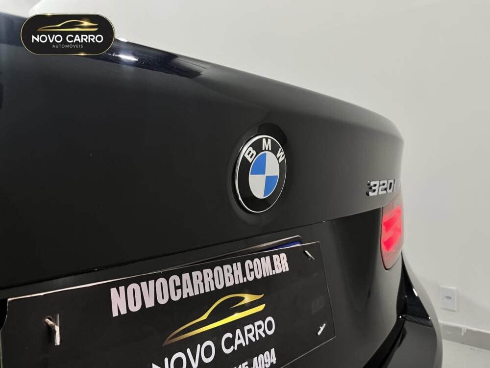 BMW 320i