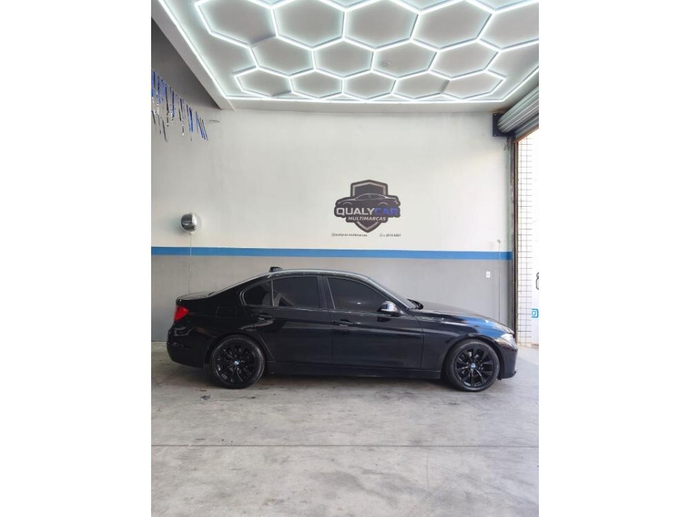 BMW 320i