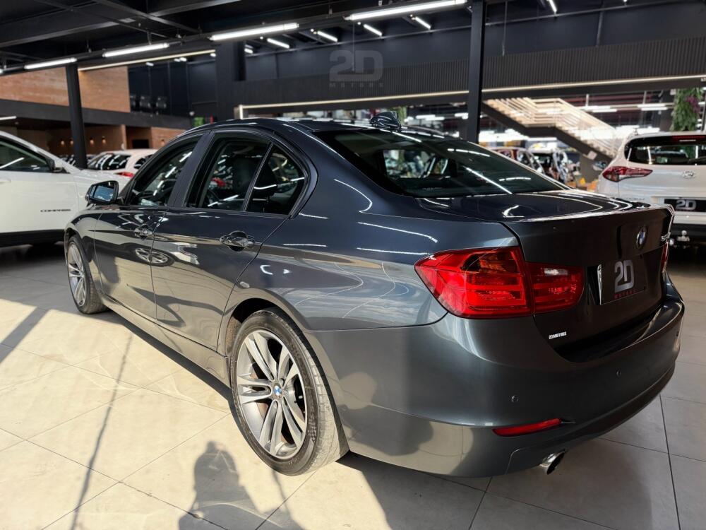 BMW 320i