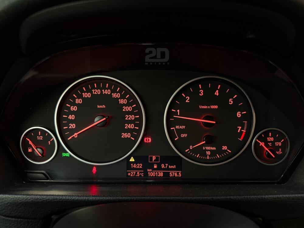 BMW 320i