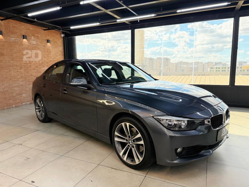 BMW 320i