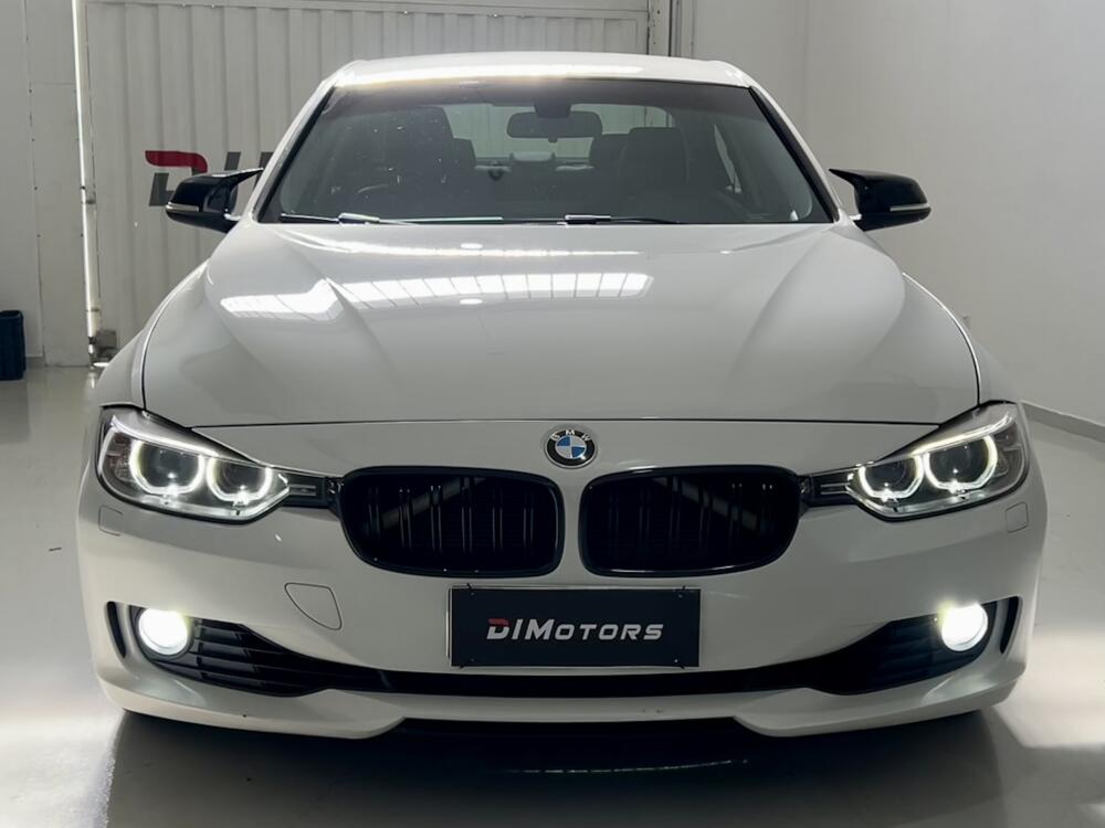 BMW 320i