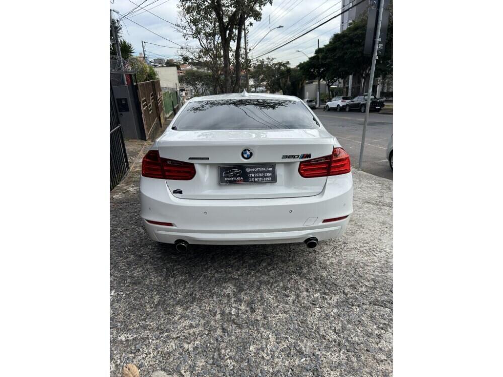 BMW 320i