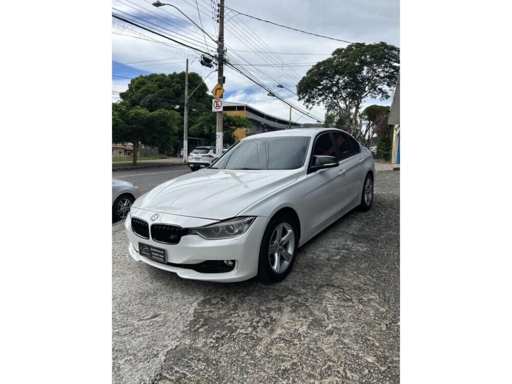 BMW 320i