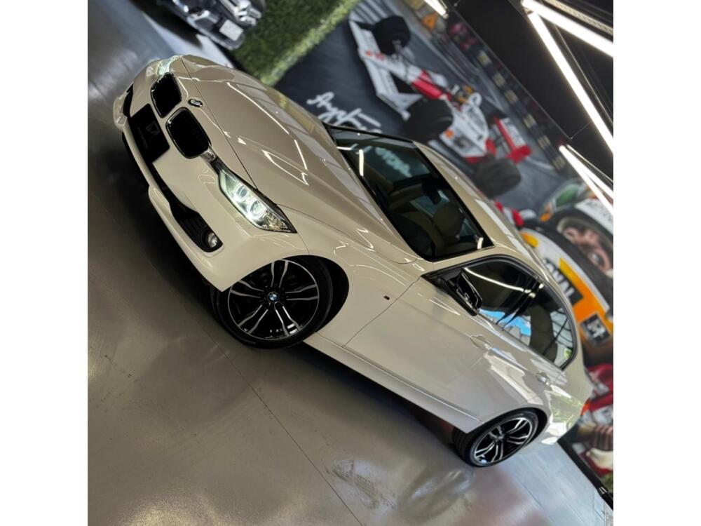 BMW 320i