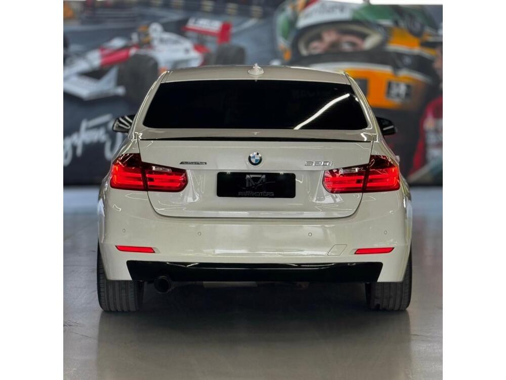 BMW 320i