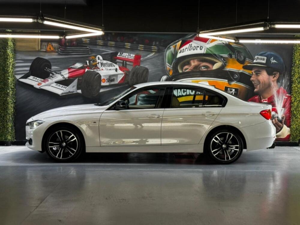 BMW 320i