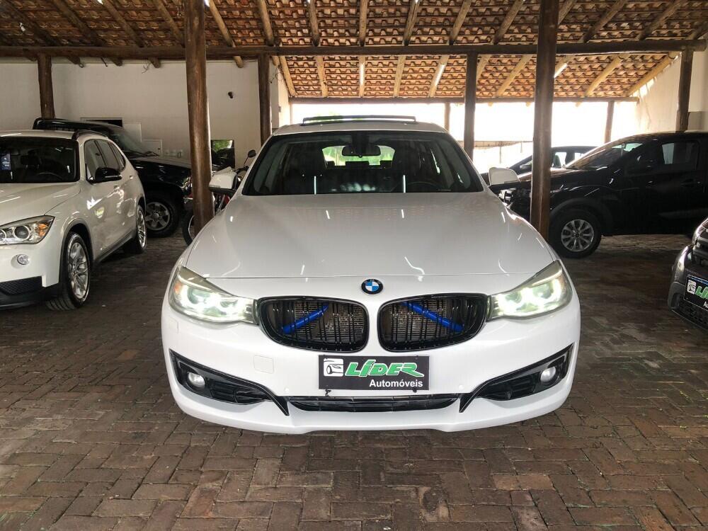 BMW 320i