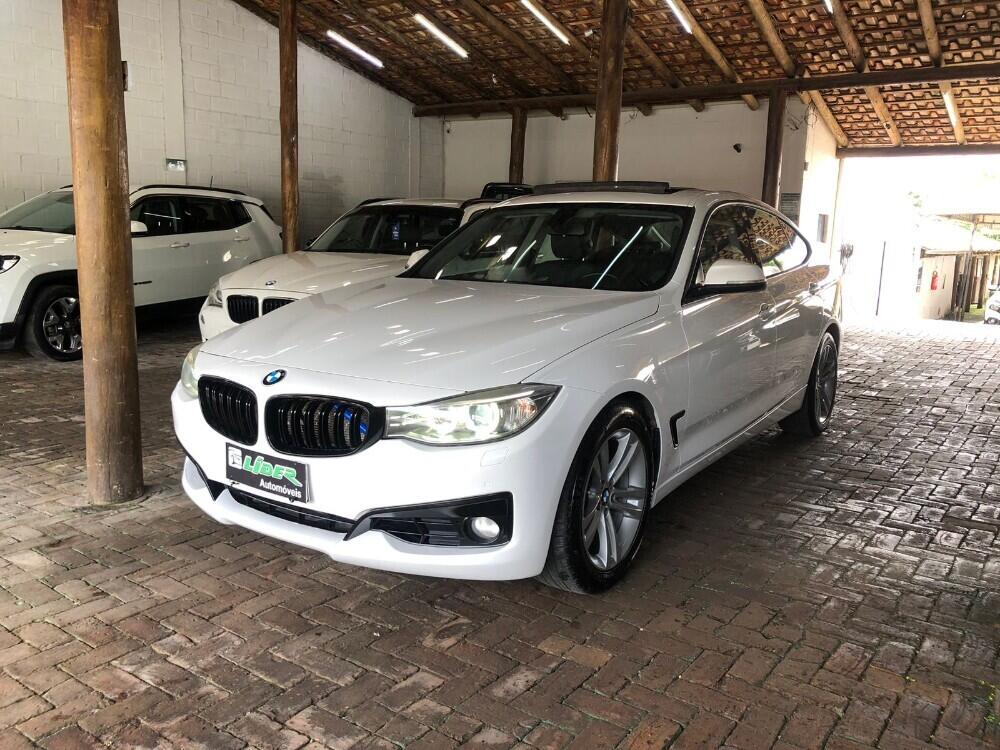 BMW 320i