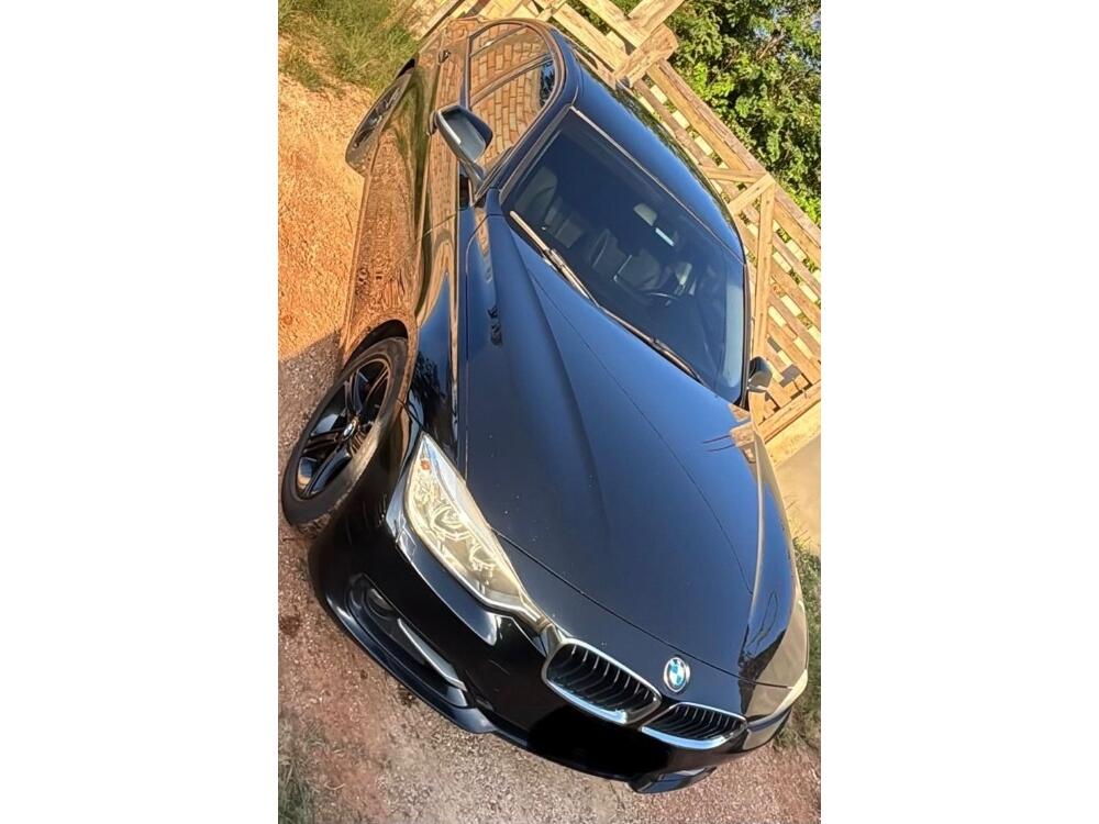 BMW 320i
