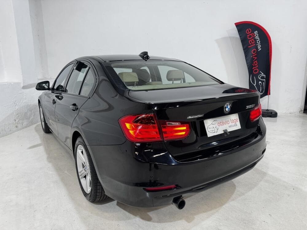 BMW 320i