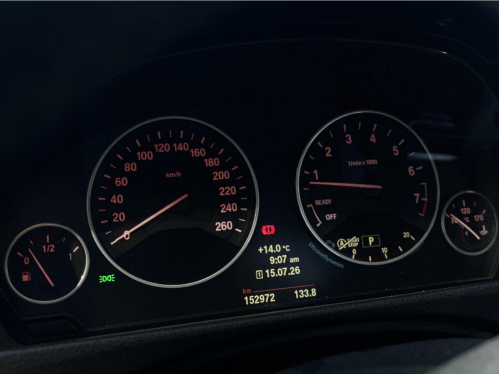 BMW 320i