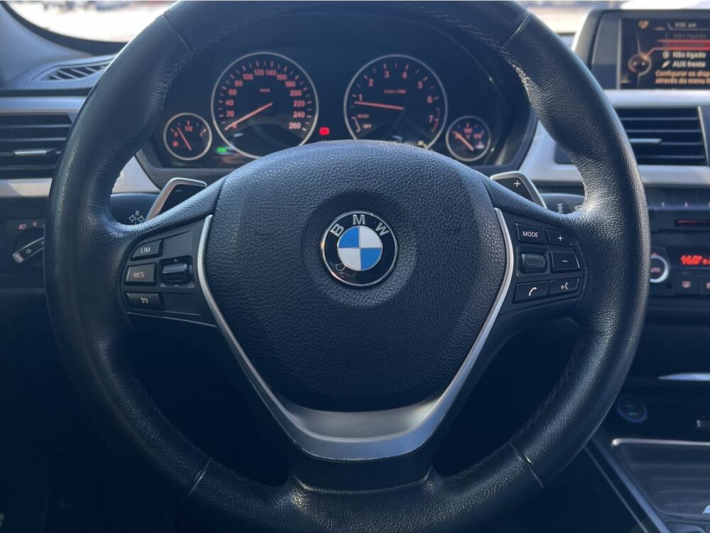 BMW 320i