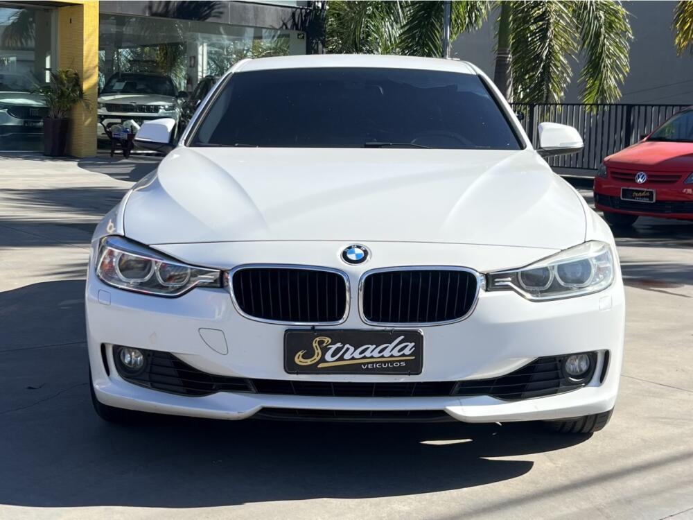 BMW 320i