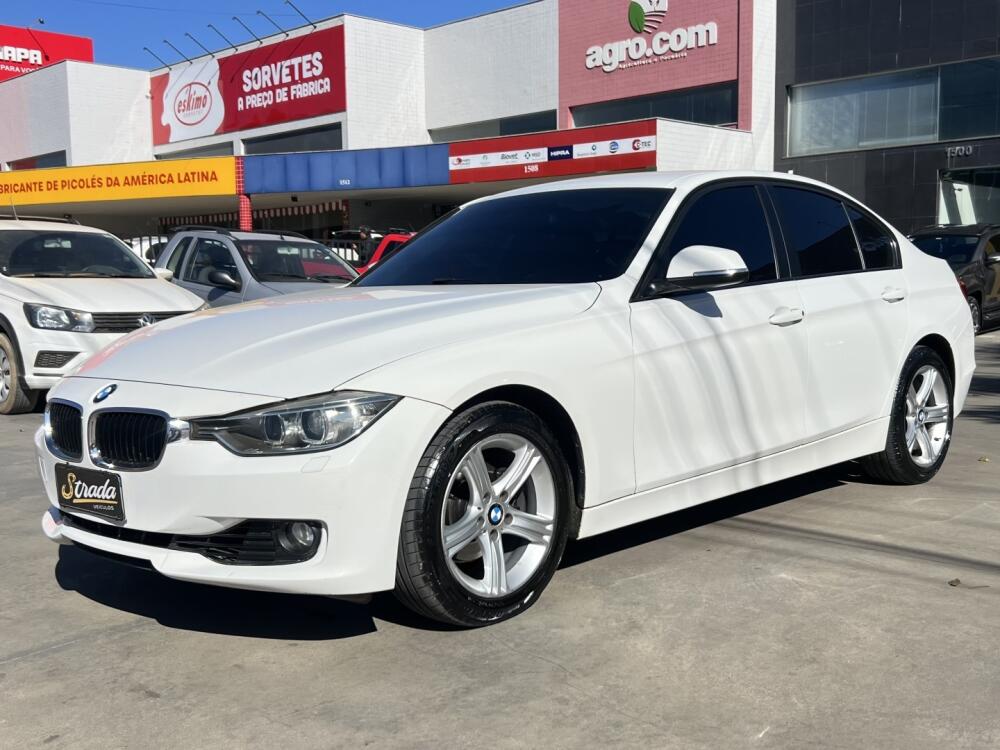 BMW 320i