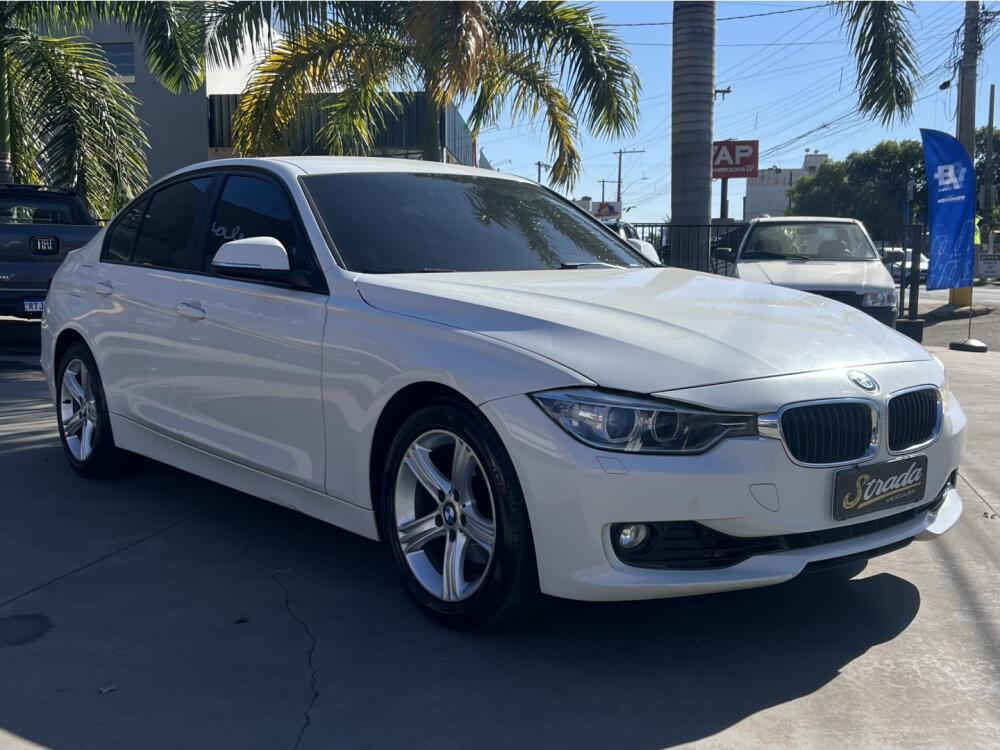 BMW 320i