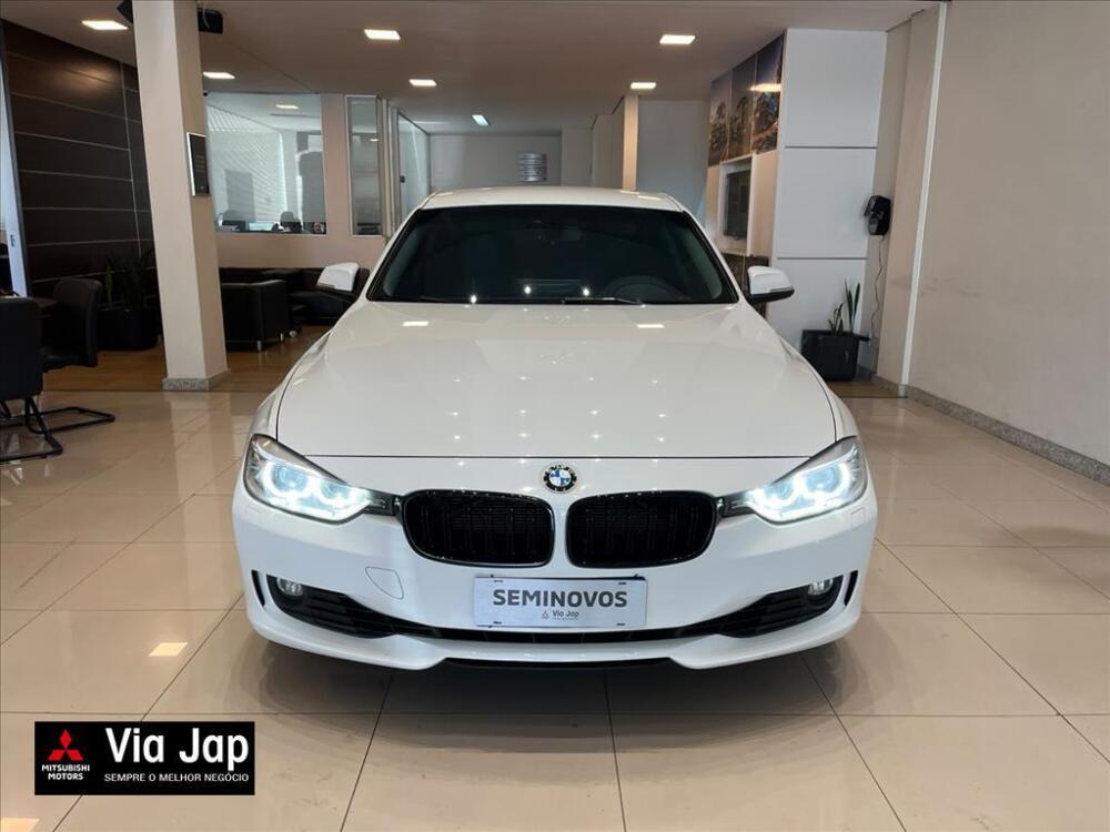 BMW 320i