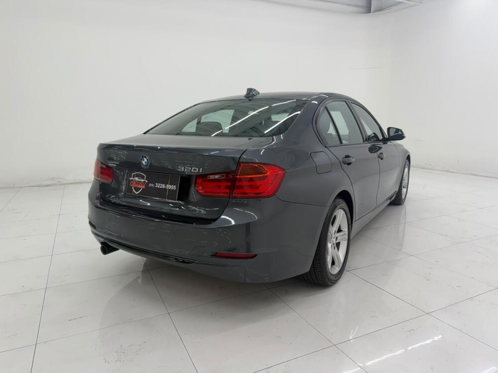 BMW 320i