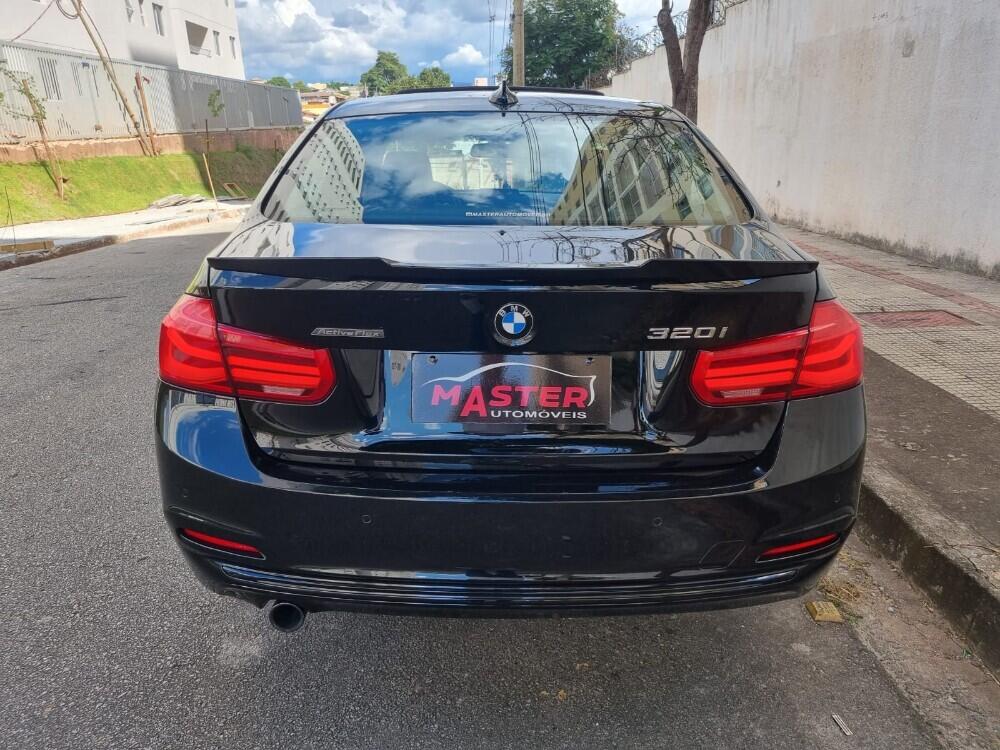 BMW 320i