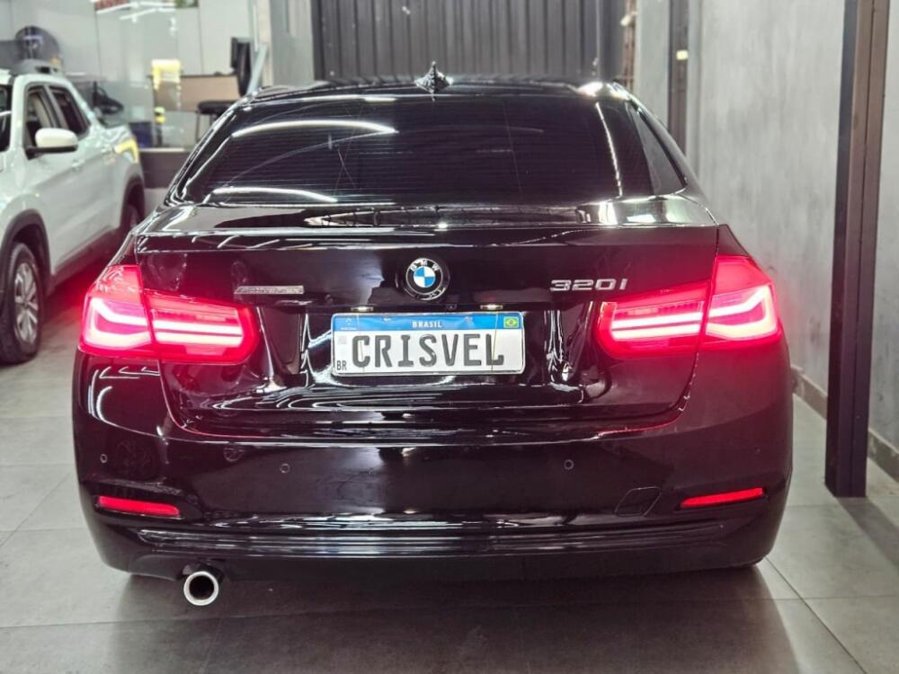 BMW 320i