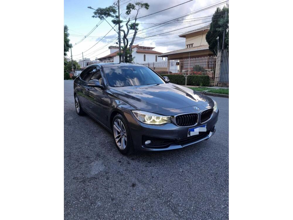 BMW 320i