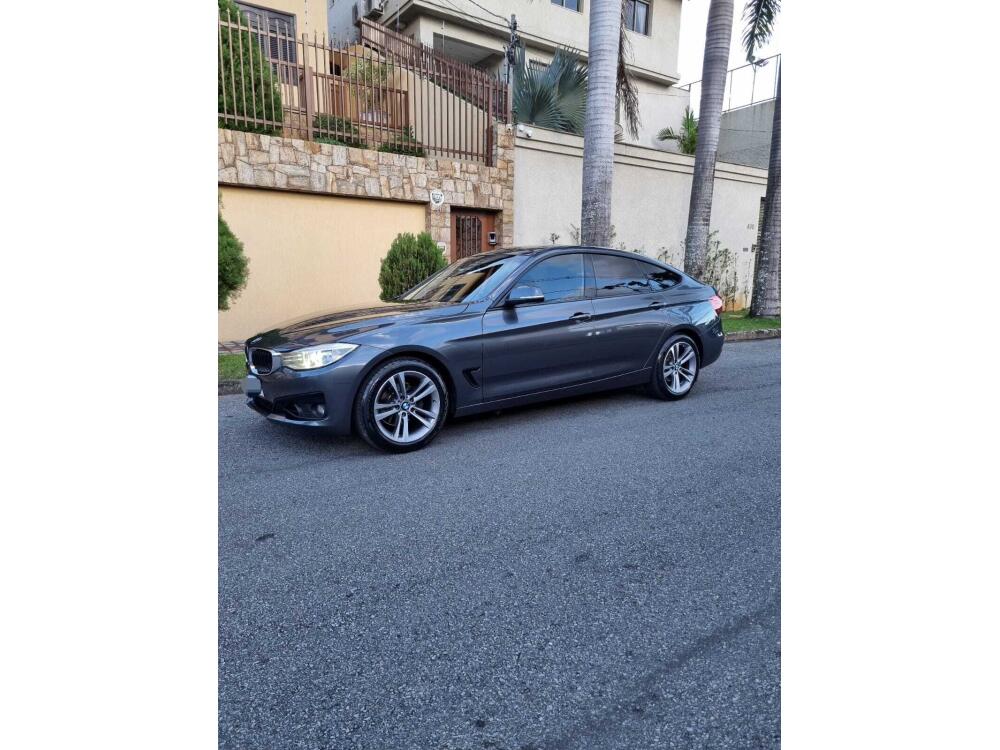 BMW 320i