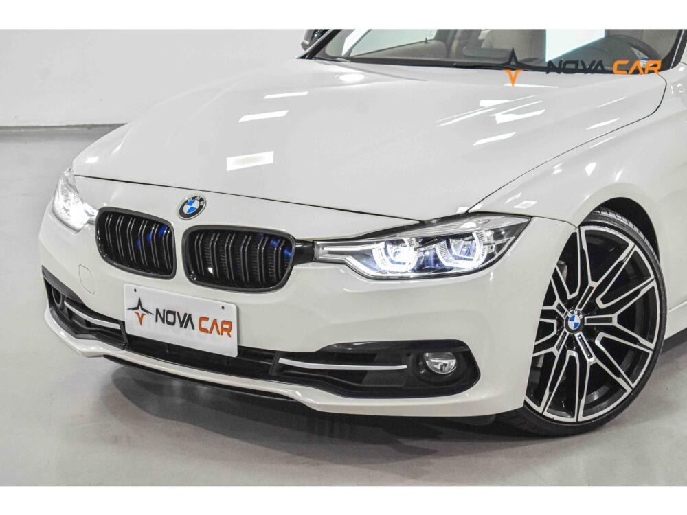 BMW 320i
