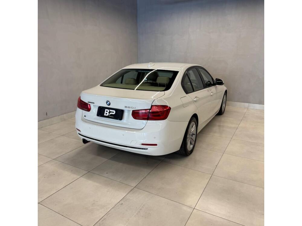 BMW 320i