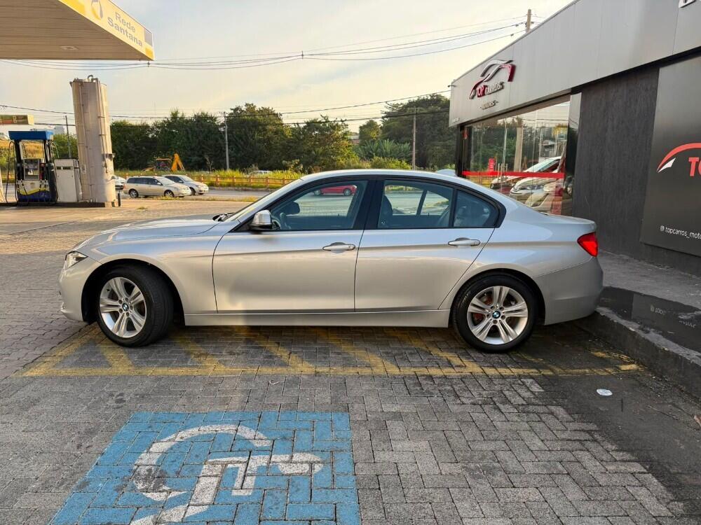 BMW 320i